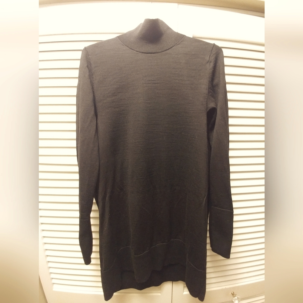 Mock turtle neck tunic sweater